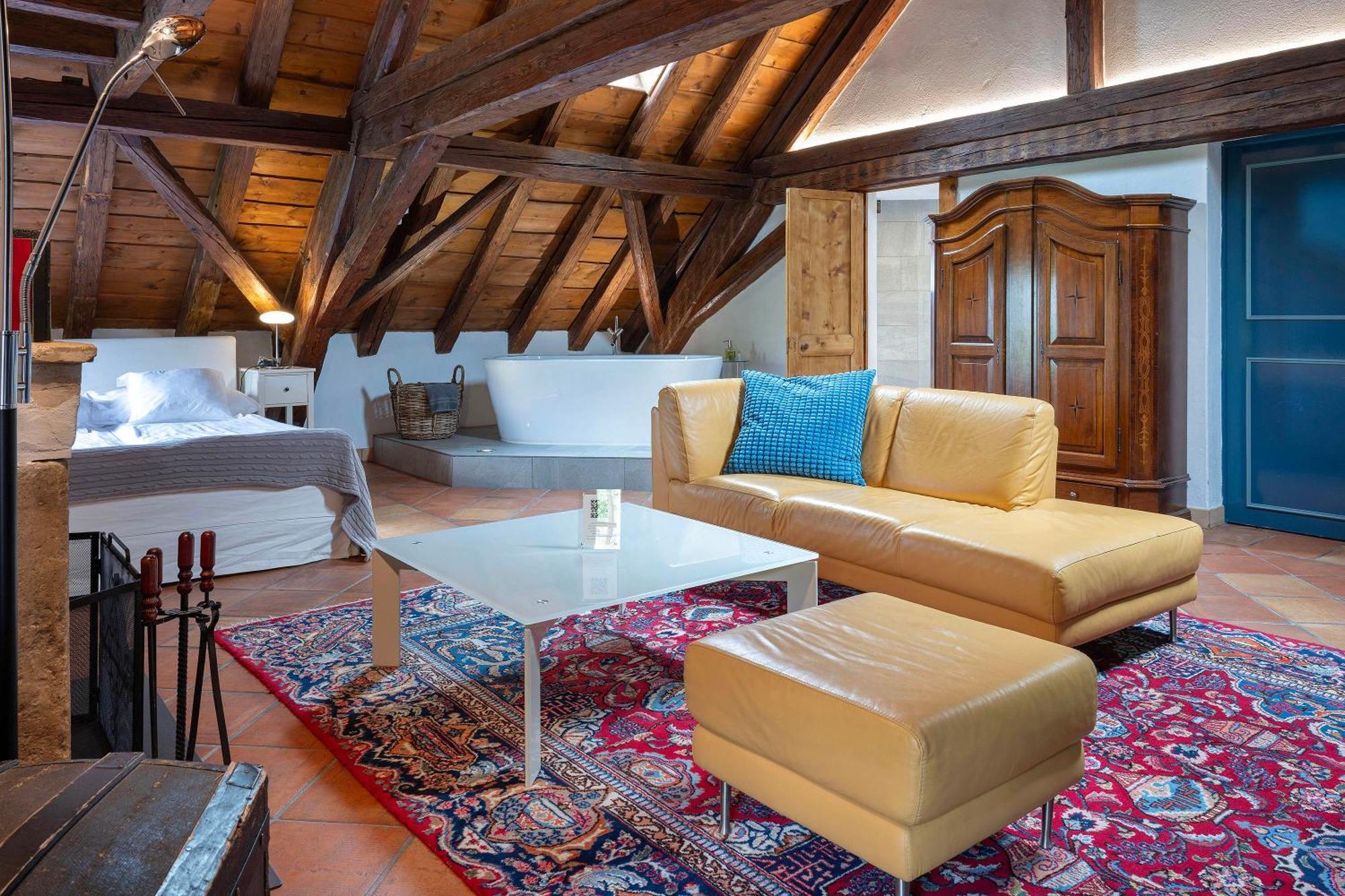 Hotel La Maison Du Prussien Neuchâtel Habitación foto